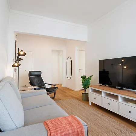 Apartment Brand New 2br In Alcantara Lisbon