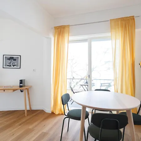 شقة The Alcantara Metropolitan Apartment, Gateway To The
