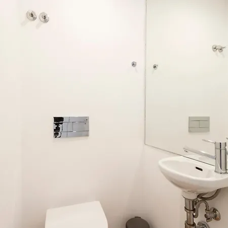 Brand New 2br In Alcantara Apartment *