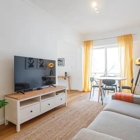 شقة The Alcantara Metropolitan Apartment, Gateway To The *