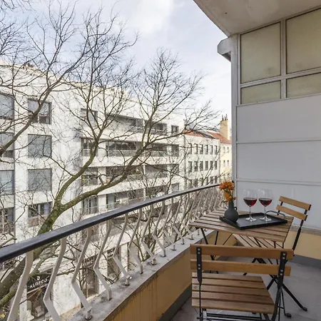 Appartement The Alcântara Metropolitan Apartment, Gateway To The Lisboa