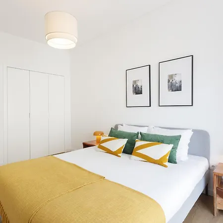 アパート The Alcantara Metropolitan Apartment, Gateway To The