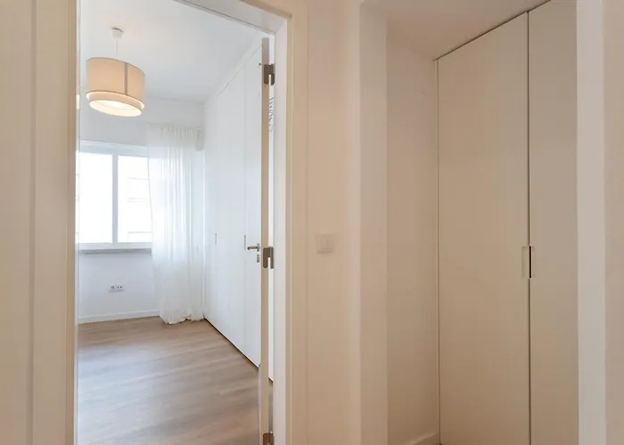 The Alcantara Metropolitan Apartment, Gateway To The Lissabon